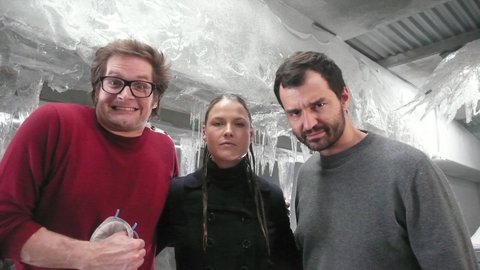 3.20 Bryan Fuller, Ali Larter and Greg Yataines - hangin' in the ice cave